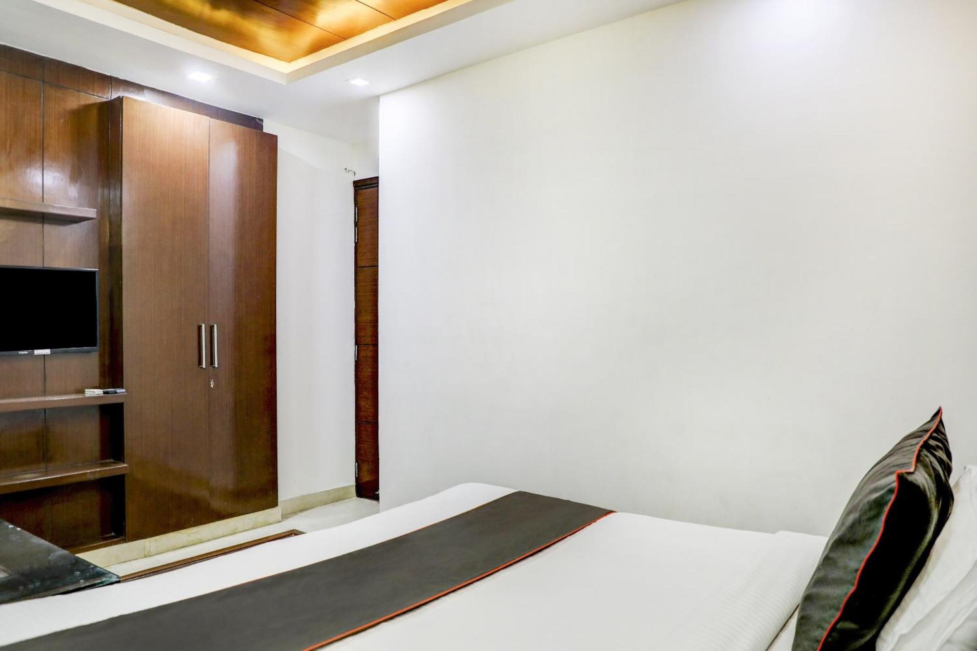 Collection O R S Villa Near Lotus Temple Neu-Delhi Exterior foto