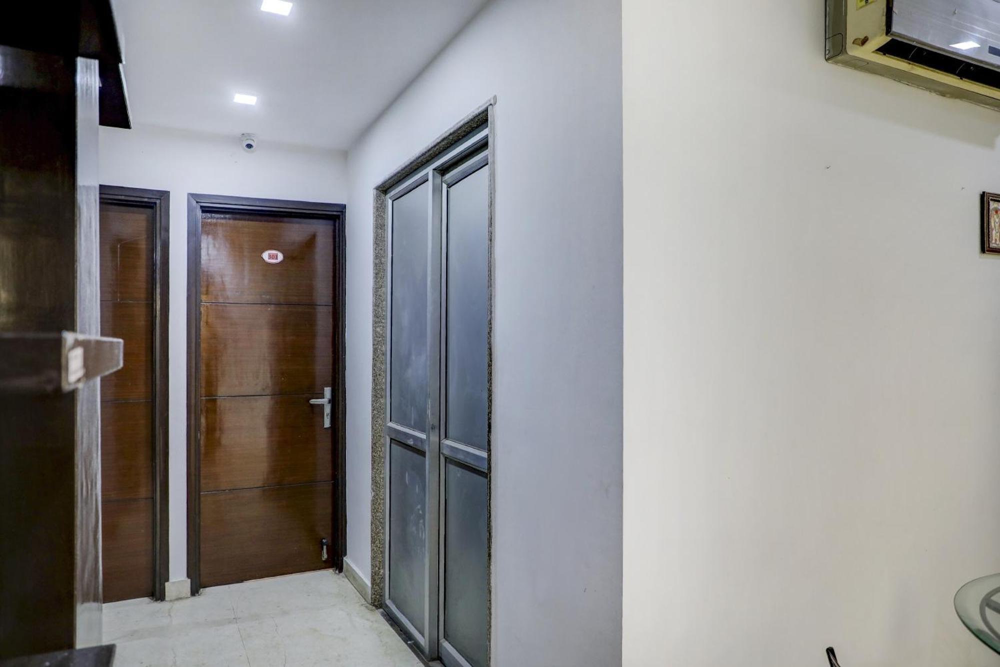 Collection O R S Villa Near Lotus Temple Neu-Delhi Exterior foto